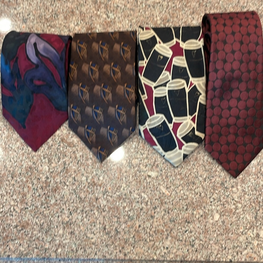 Higher end ties - Picture 4 of 4